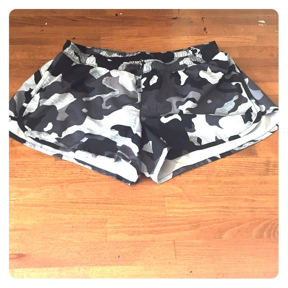 Old navy active    Shorts